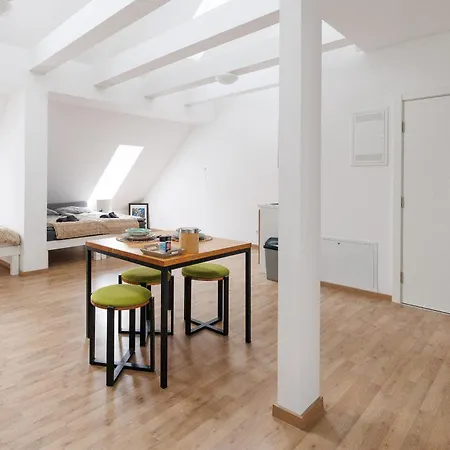 Urban * Wiener Neustadt