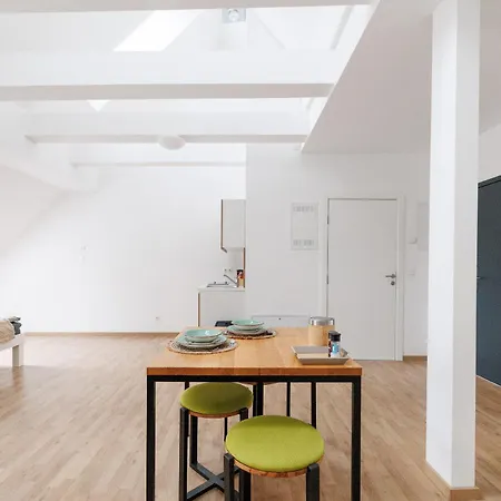Urban Apartment *