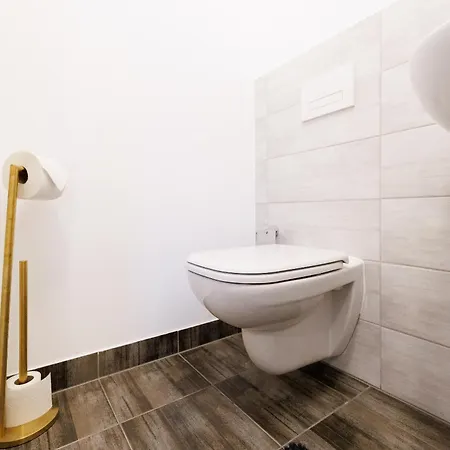 Urban Apartment *