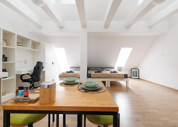 Urban * Wiener Neustadt