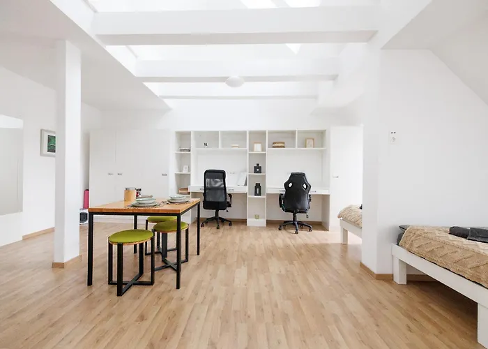 Urban Apartamento Wiener Neustadt