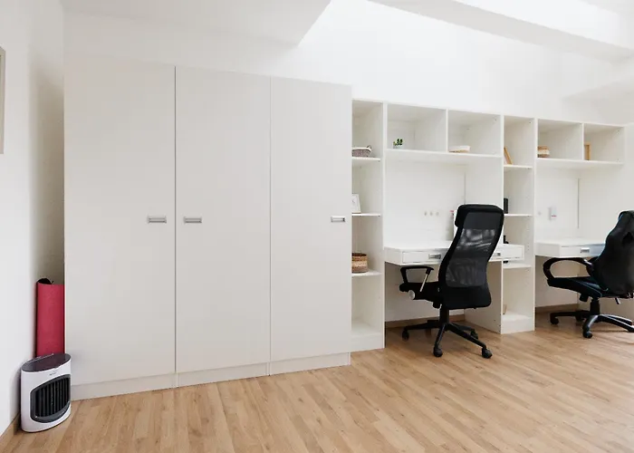 Urban * Wiener Neustadt